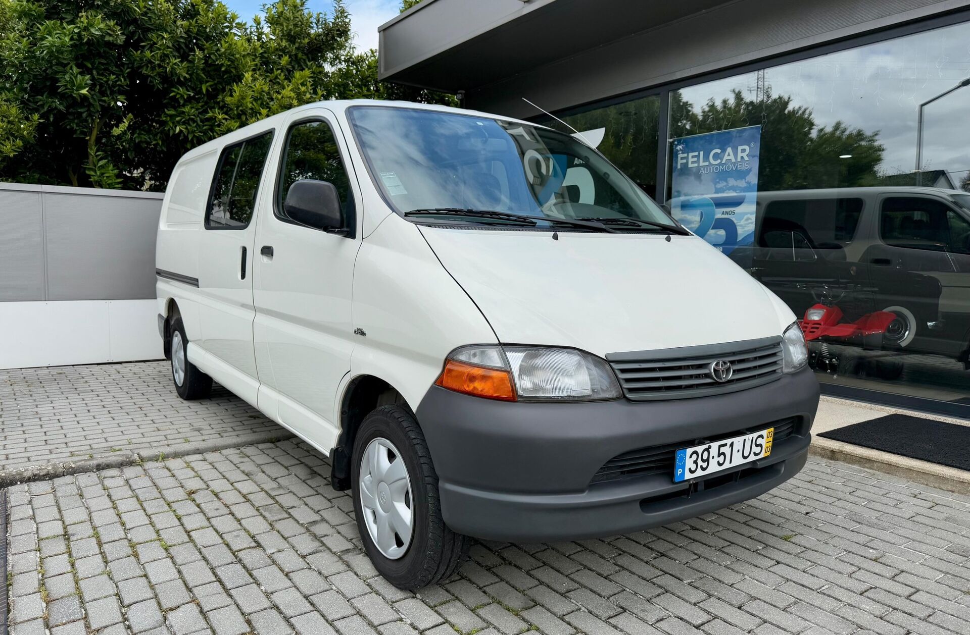 TOYOTA Hiace 2.5 D-4D Longa TSE 3.0T