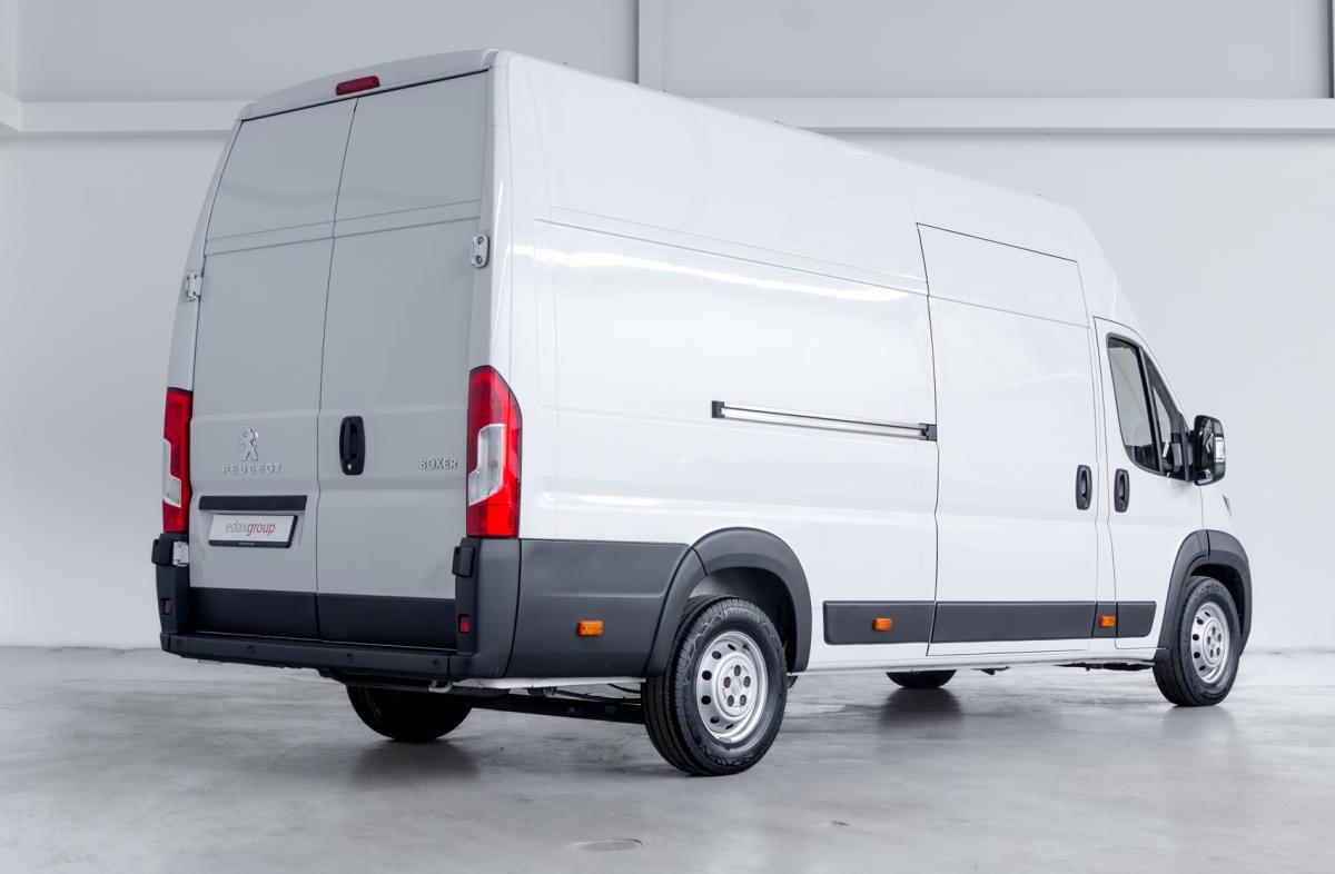 PEUGEOT Boxer 2.2 BlueHDi 435 L4H3 Premium