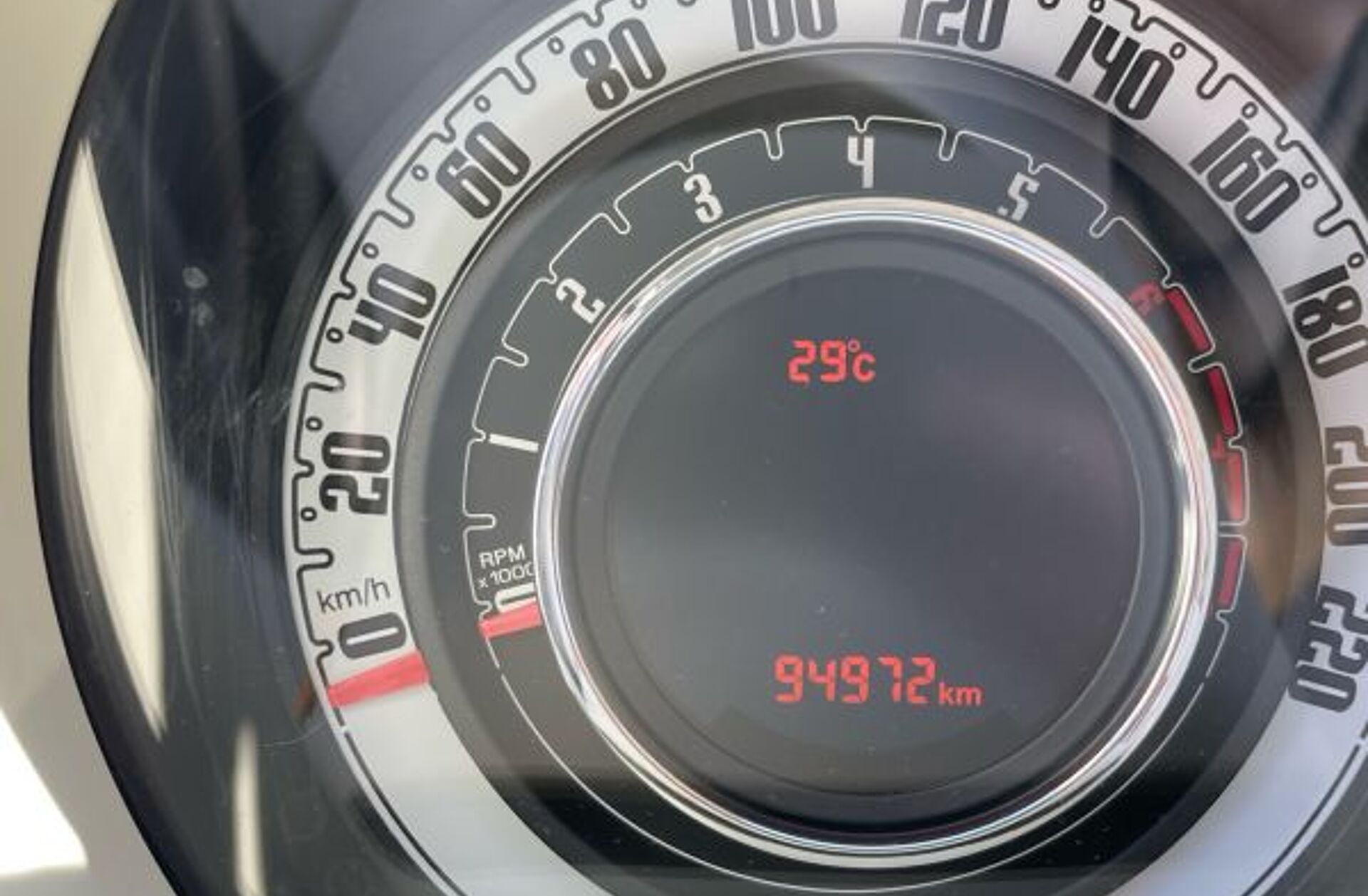 PEUGEOT 3008 1.5 BlueHDi Allure