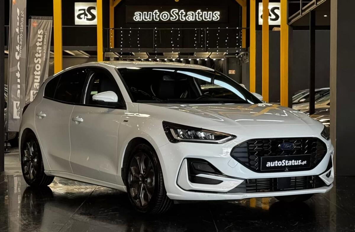 FORD Focus 1.0 EcoBoost MHEV ST-Line X Aut.
