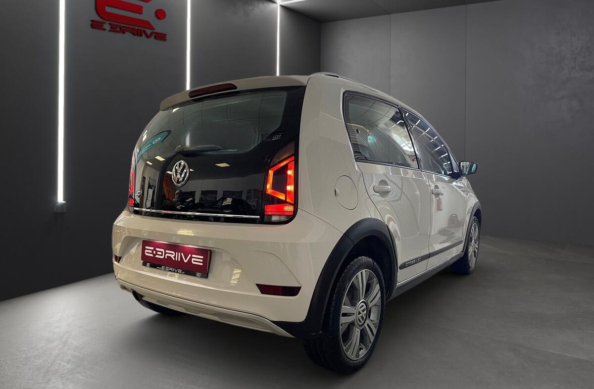 VOLKSWAGEN Up 1.0 Cross Up!