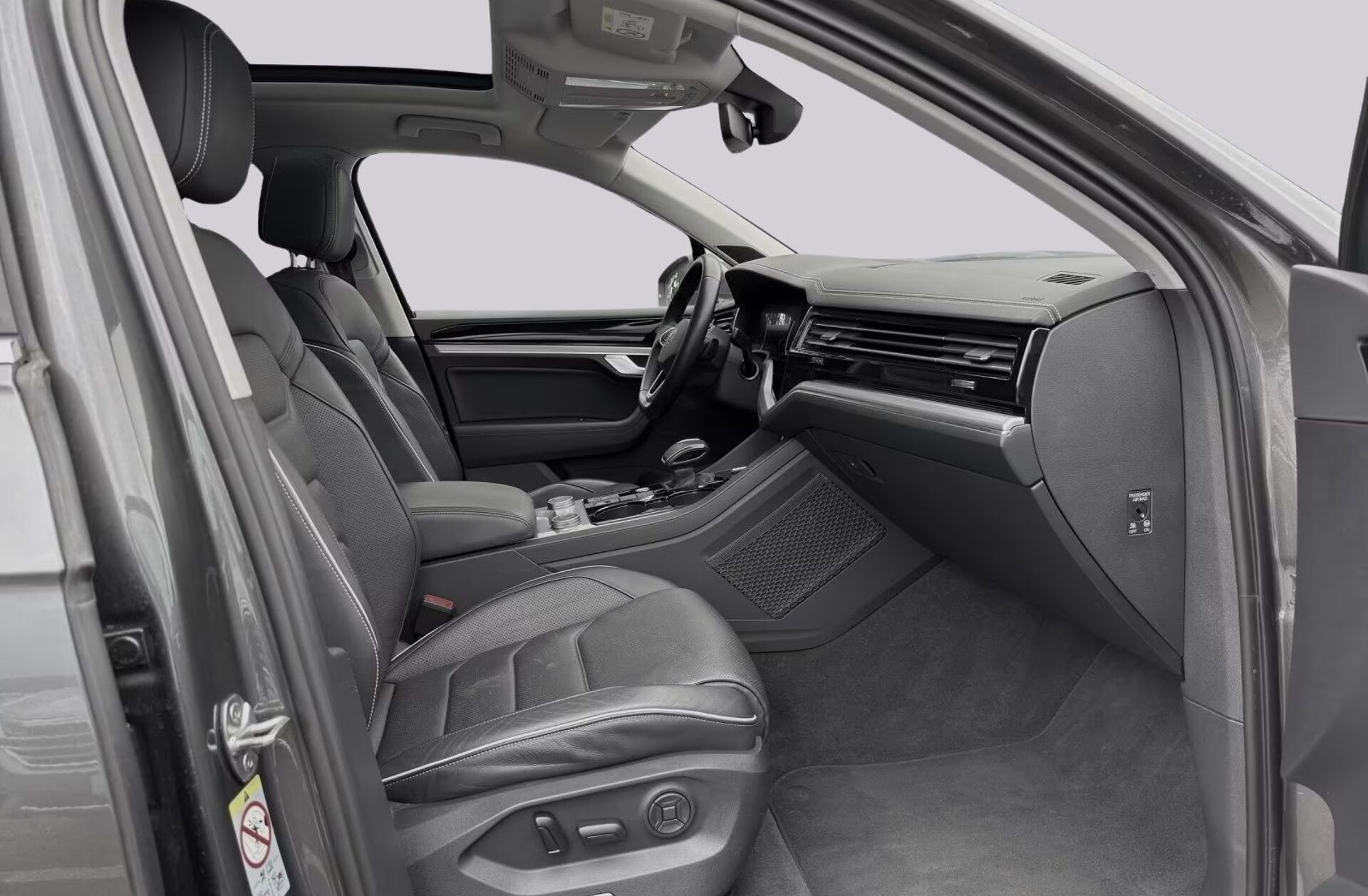 VOLKSWAGEN Touareg 3.0 TSI e-Hybrid