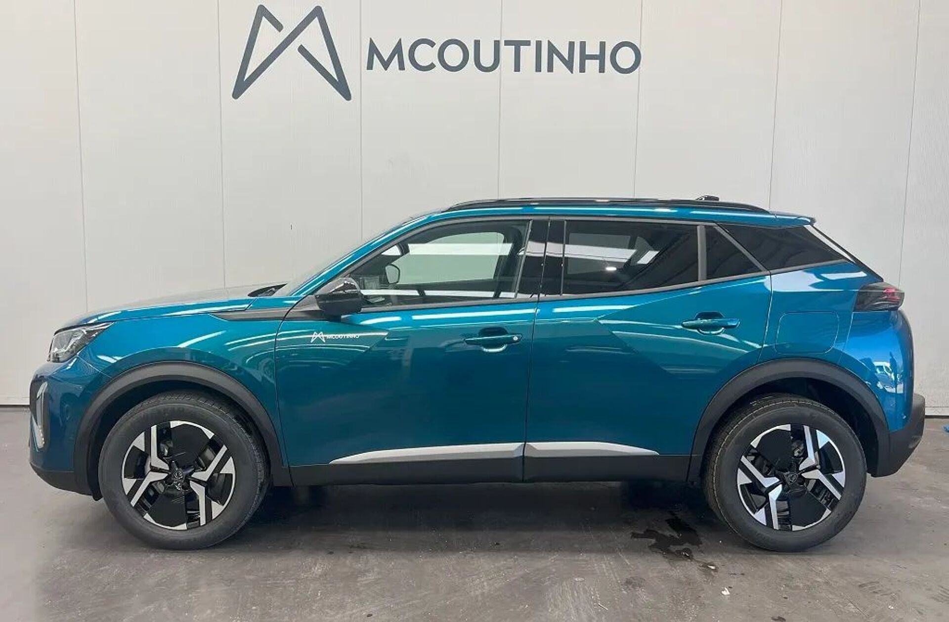 PEUGEOT 2008 1.2 PureTech Allure