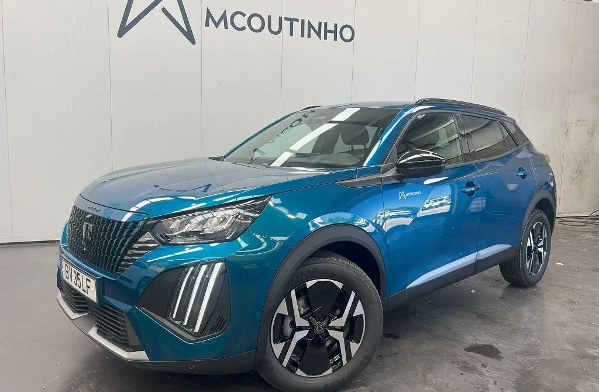 PEUGEOT 2008 1.2 PureTech Allure