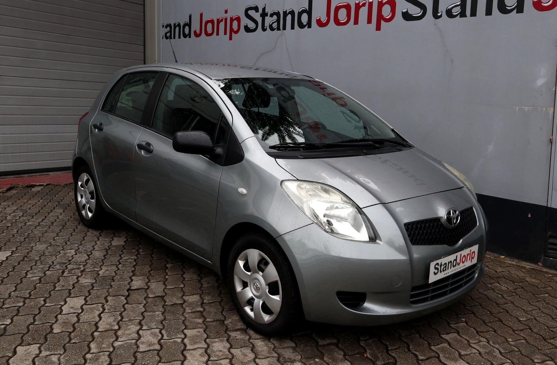 TOYOTA Yaris 1.0 VVT-i Sol High Pack