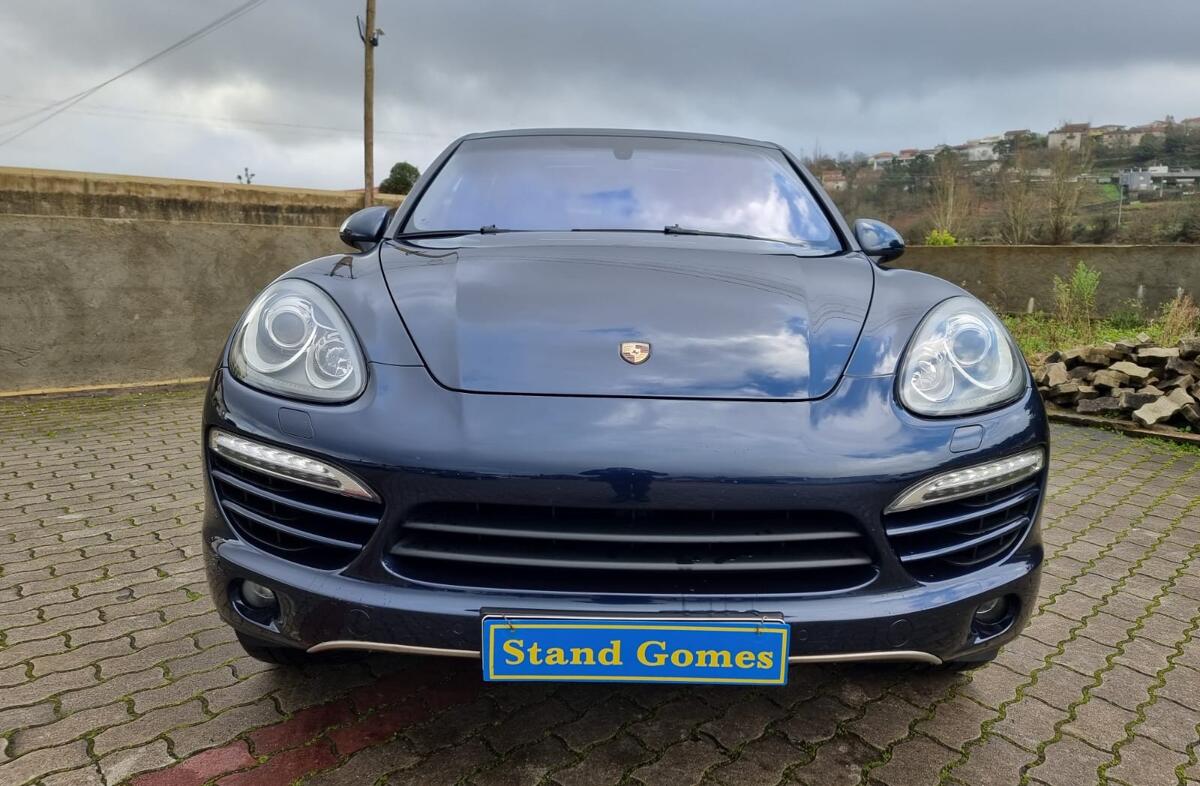 PORSCHE Cayenne II