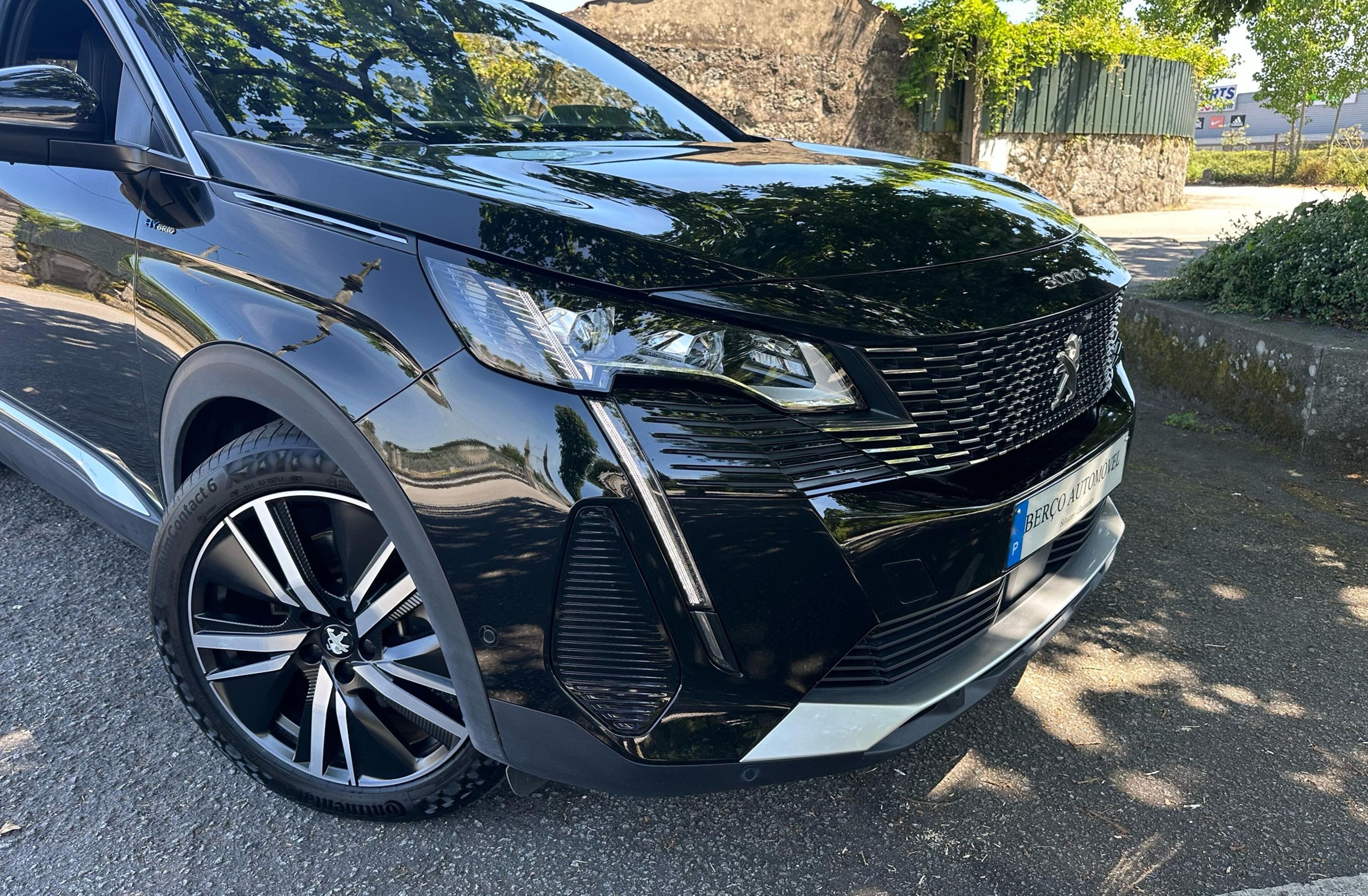 PEUGEOT 3008 1.6 Hybrid GT Pack e-EAT8