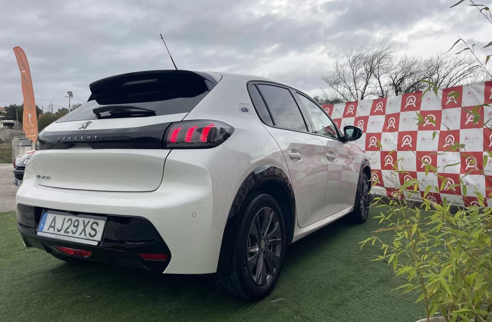 PEUGEOT 208 e- 50 kWh Active Pack