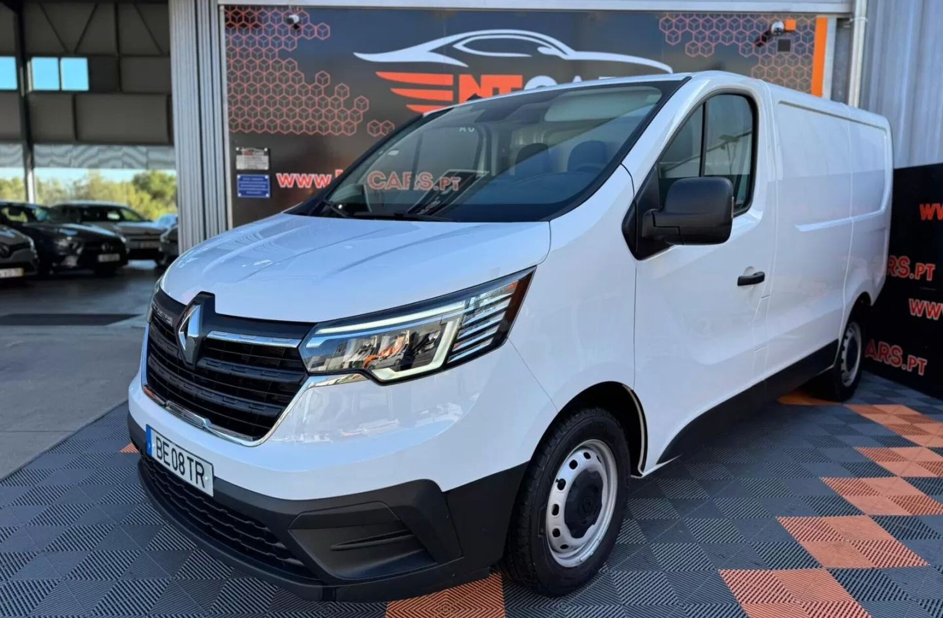 RENAULT Trafic 2.0 Blue dCi L1H1