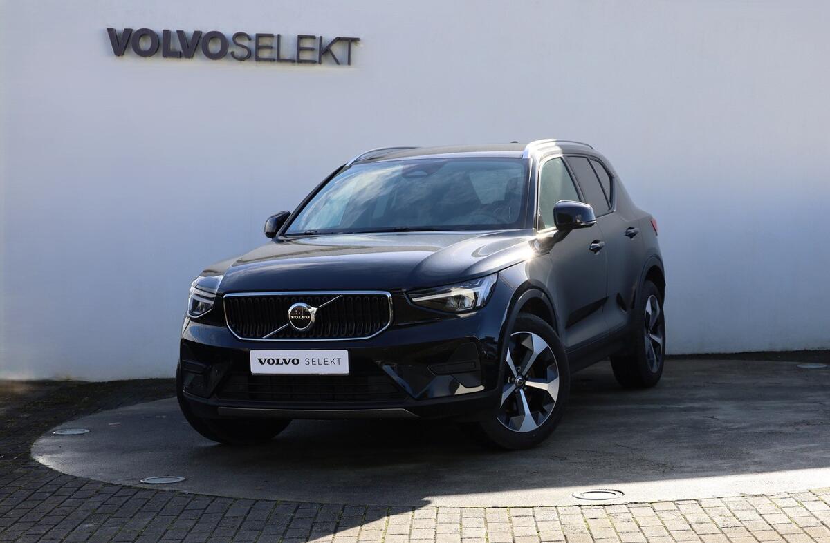 VOLVO XC40 2.0 B3 Core