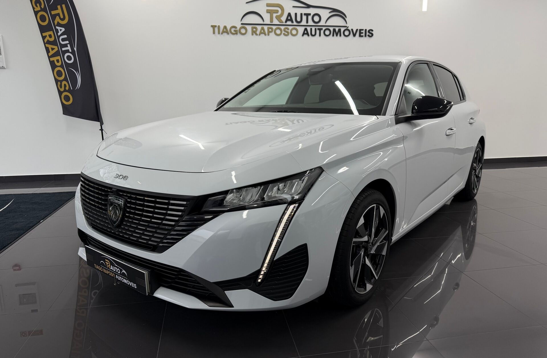 PEUGEOT 308 1.2 PureTech Allure