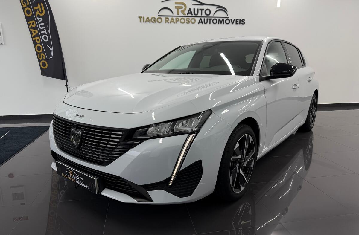 PEUGEOT 308 1.2 PureTech Allure