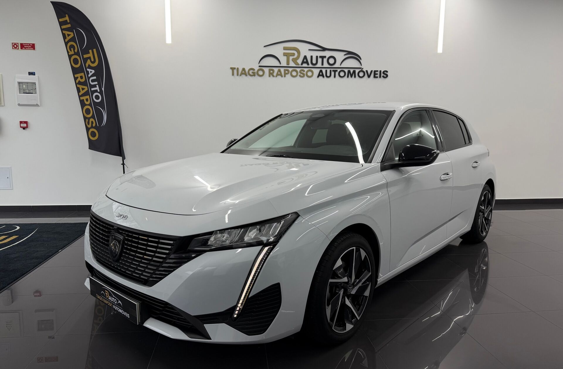 PEUGEOT 308 1.2 PureTech Allure