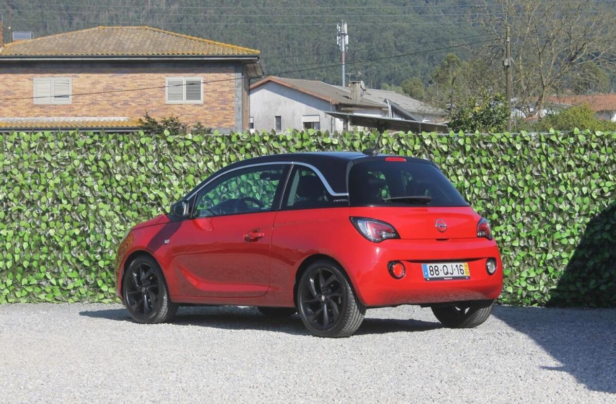OPEL Adam 1.0 T Slam