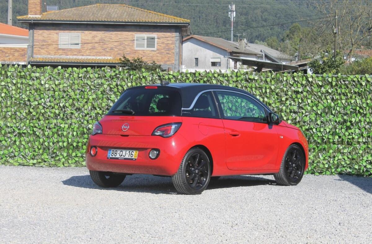 OPEL Adam 1.0 T Slam