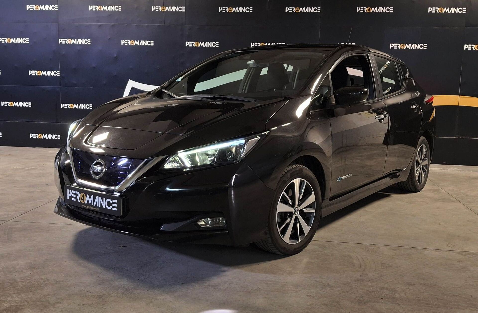 NISSAN Leaf Tekna