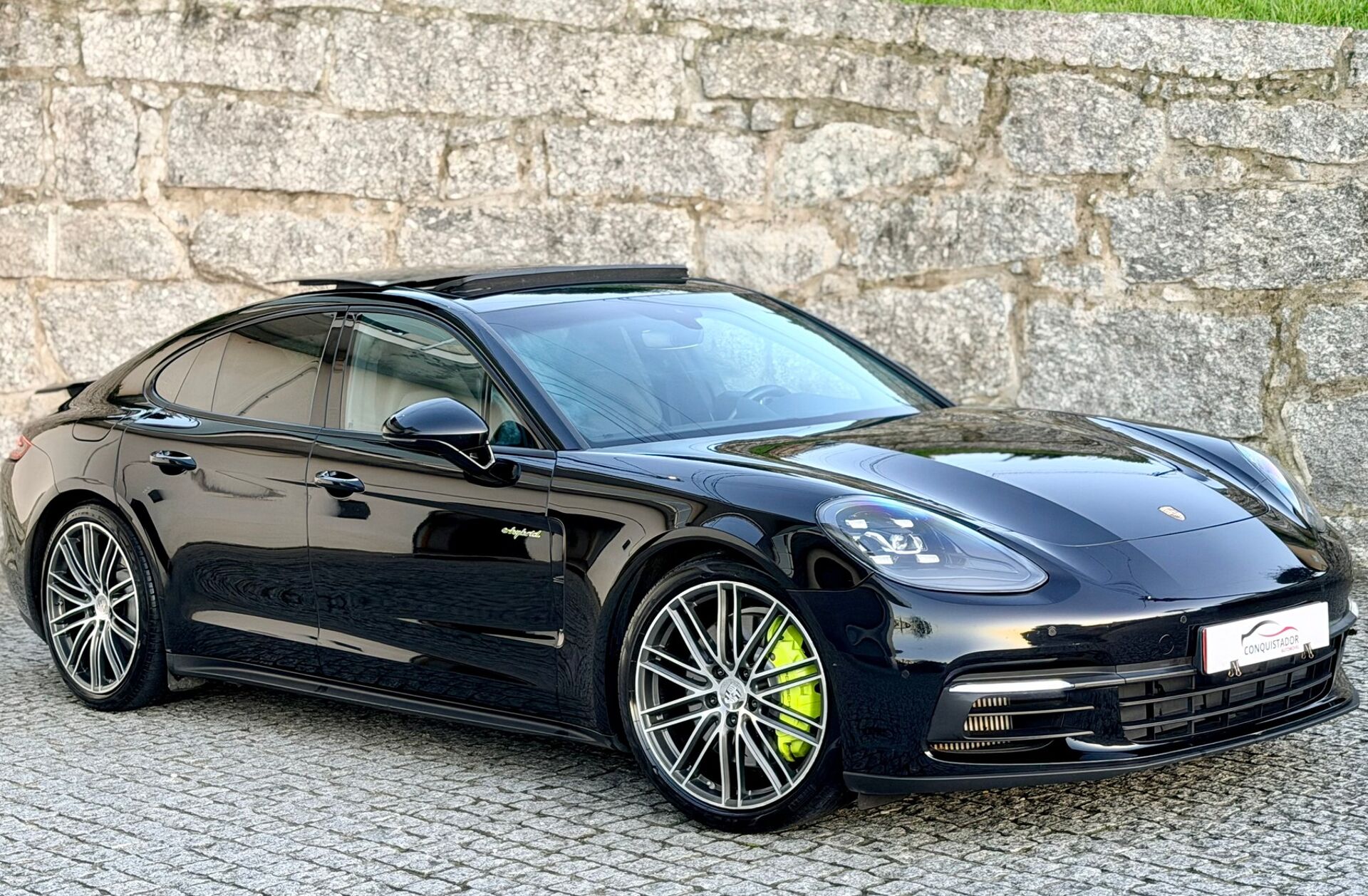 PORSCHE Panamera 4 E-Hybrid