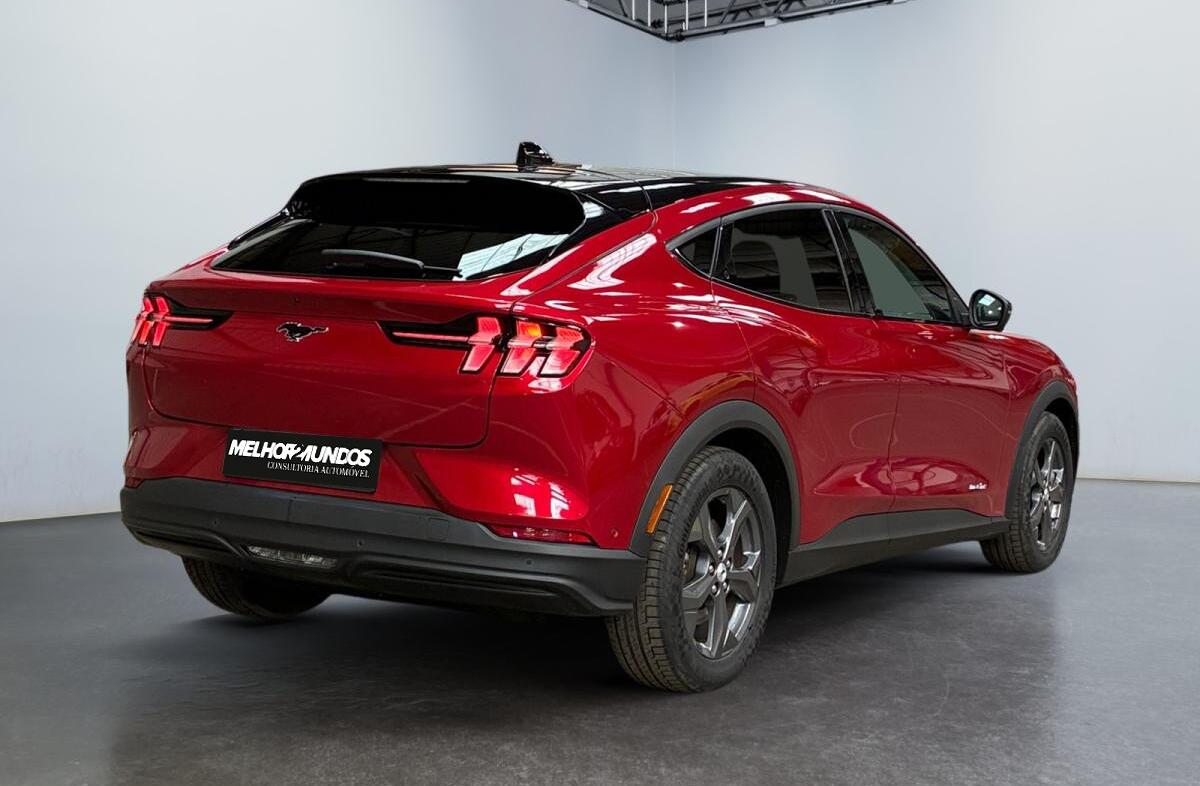 FORD Mustang Mach-E Premium