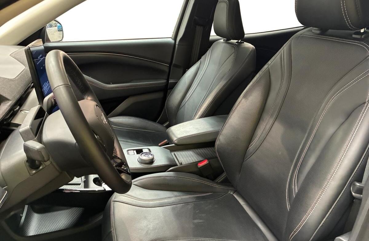 FORD Mustang Mach-E Premium