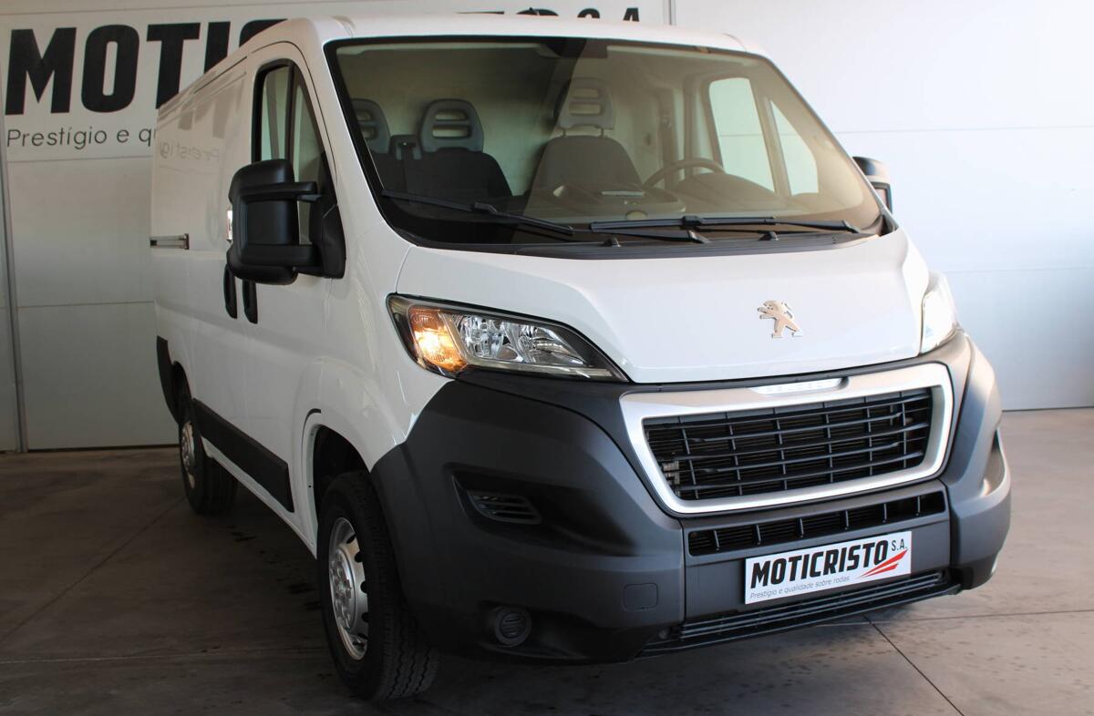 PEUGEOT Boxer 2.2 BlueHDi 330 L1H1 Premium