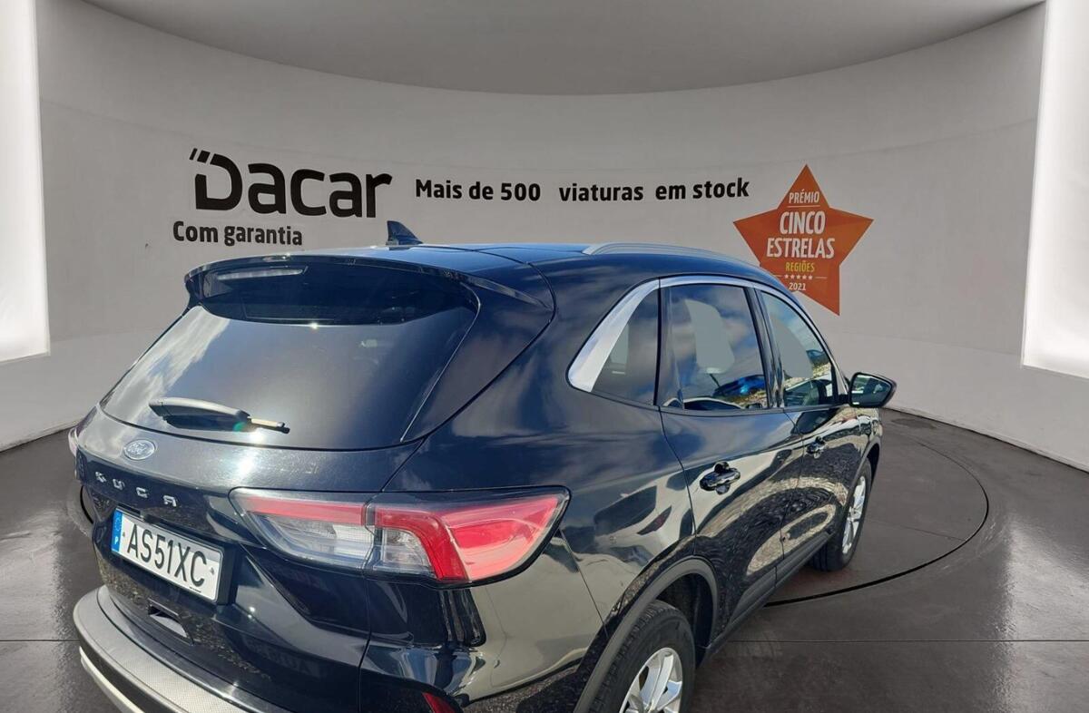 FORD Kuga 1.5 TDCi EcoBlue Titanium