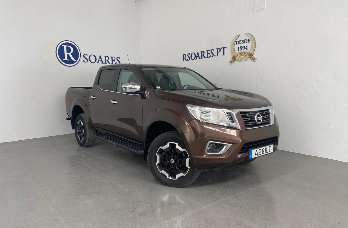 NISSAN Navara 2.3 dCi CD 4WD N-Connecta