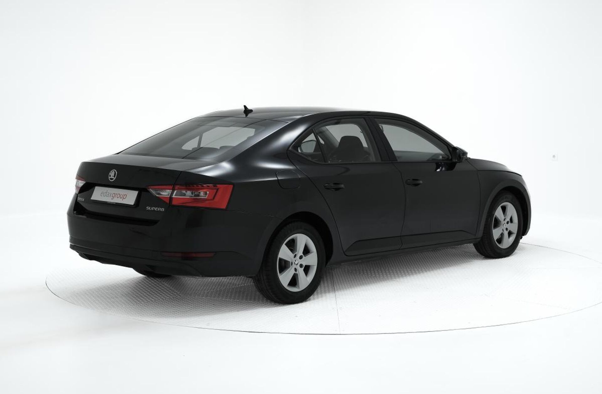 SKODA Superb 1.6 TDI Active