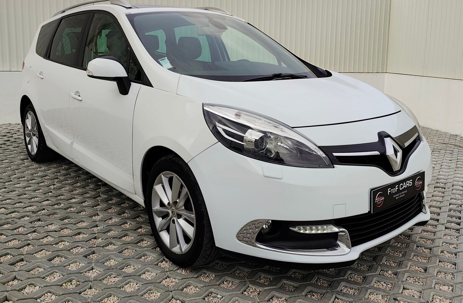 RENAULT Scénic G. 1.6 dCi Dynamique S SS