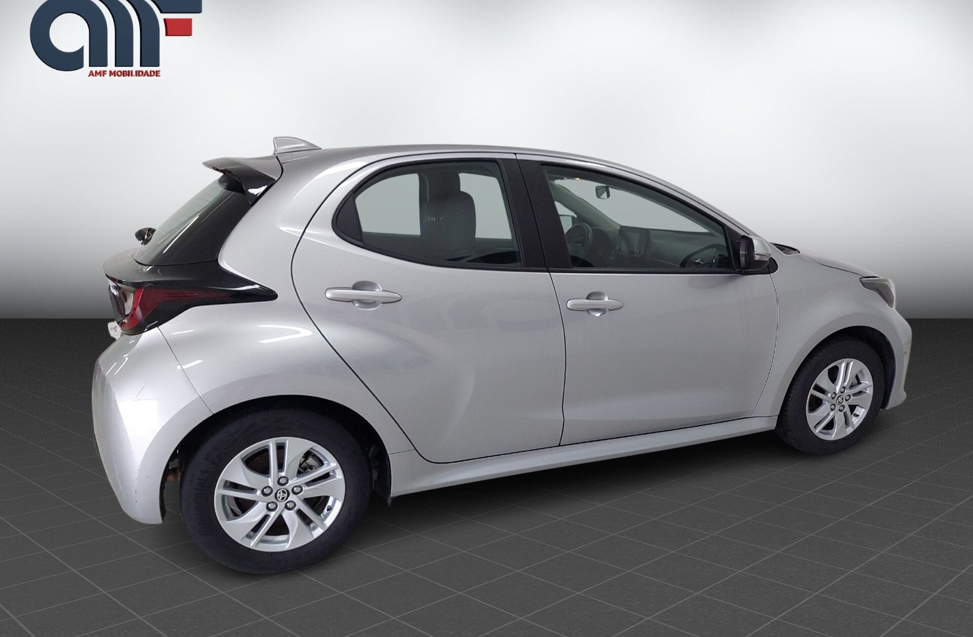 TOYOTA Yaris 1.5 HDF Comfort Plus