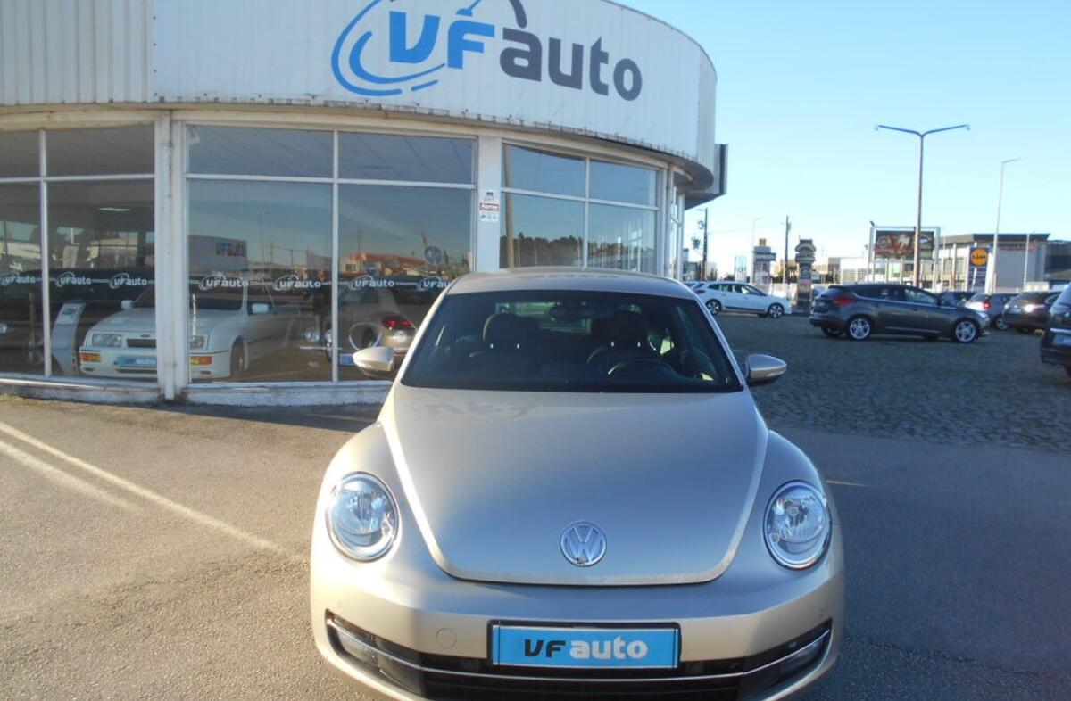 VOLKSWAGEN Beetle 2.0 TDi Design