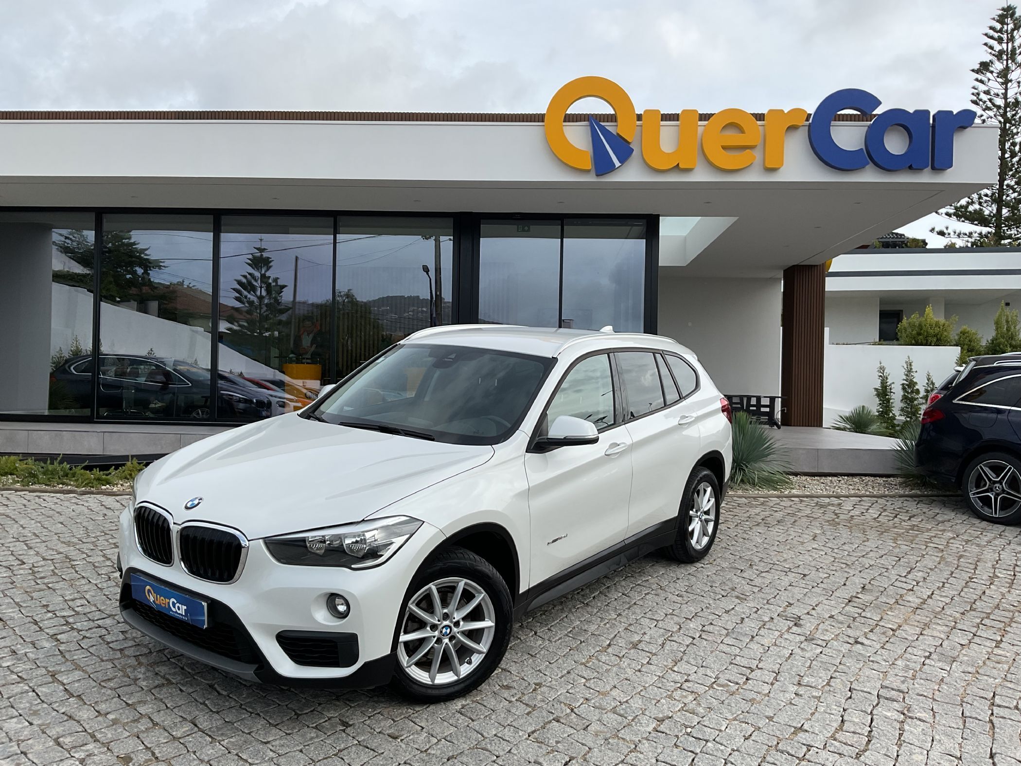 BMW X1 16 d sDrive por 23 900 € Quercar Loures 2 | Lisboa
