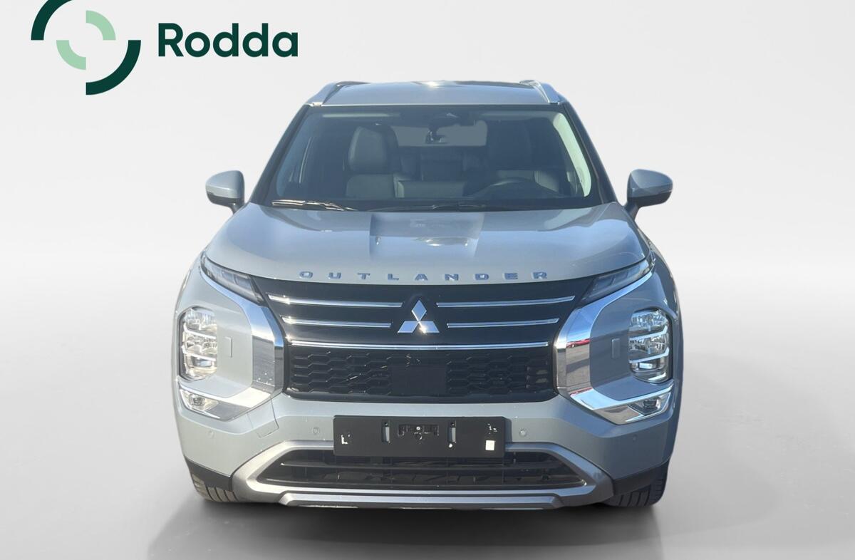MITSUBISHI Outlander 2.4 PHEV Intense