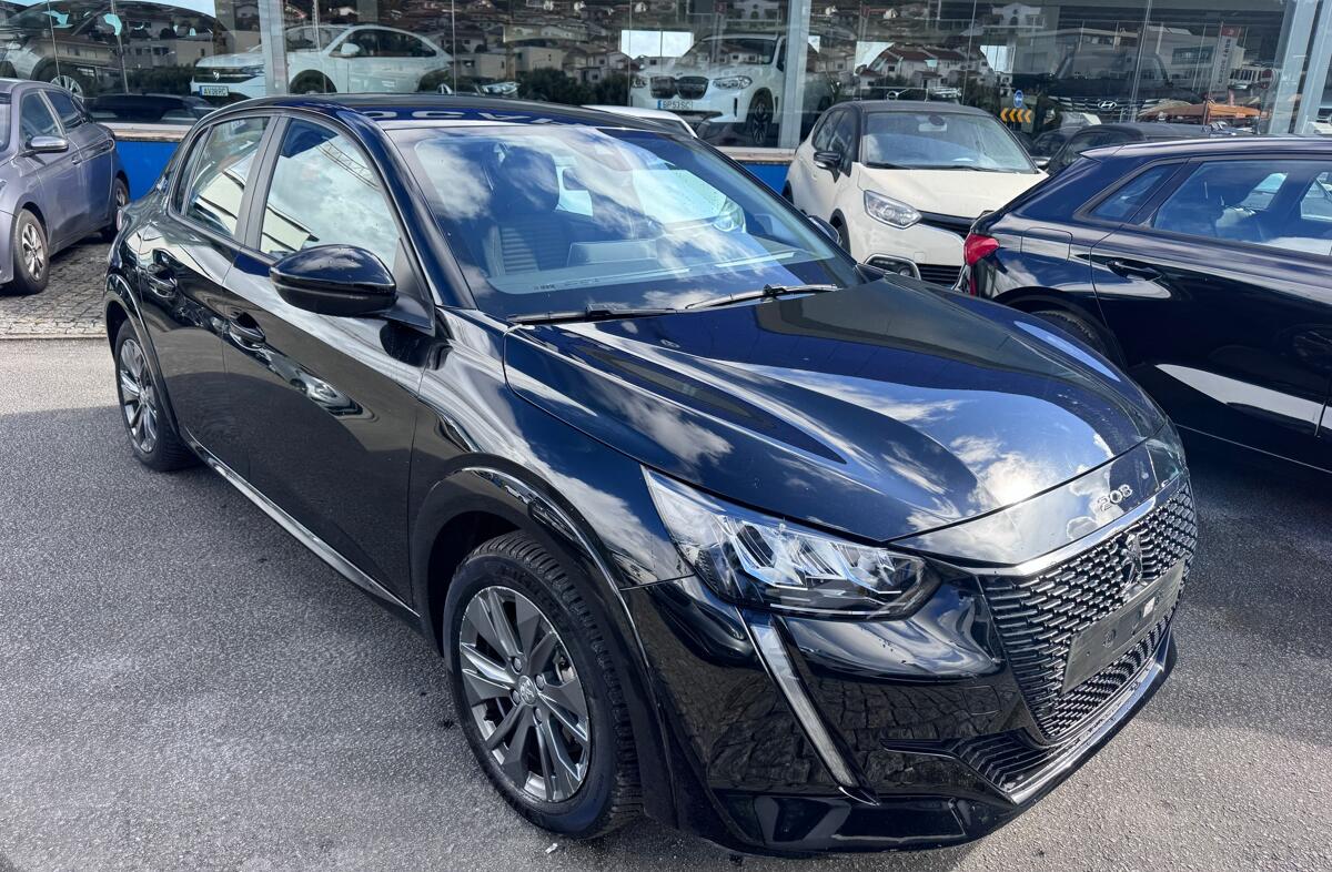 PEUGEOT 208 e- 50 kWh Active Pack