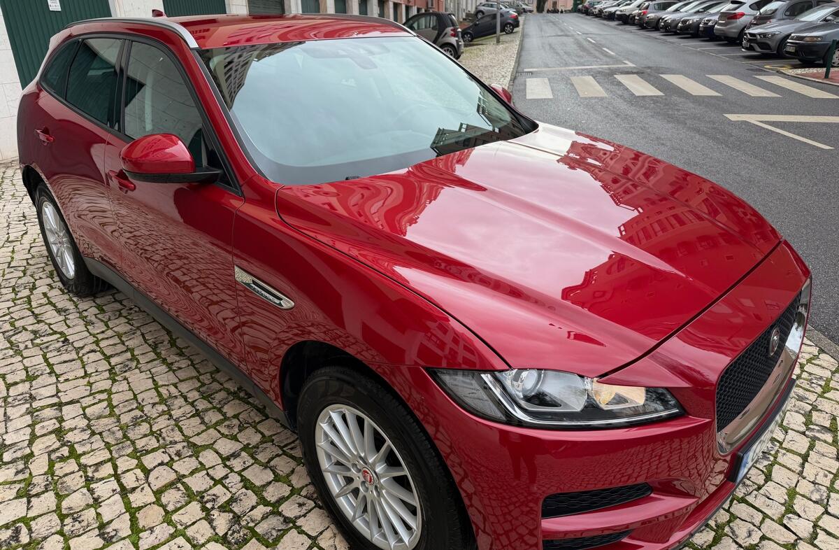 JAGUAR F-Pace 2.0 i4D Pure