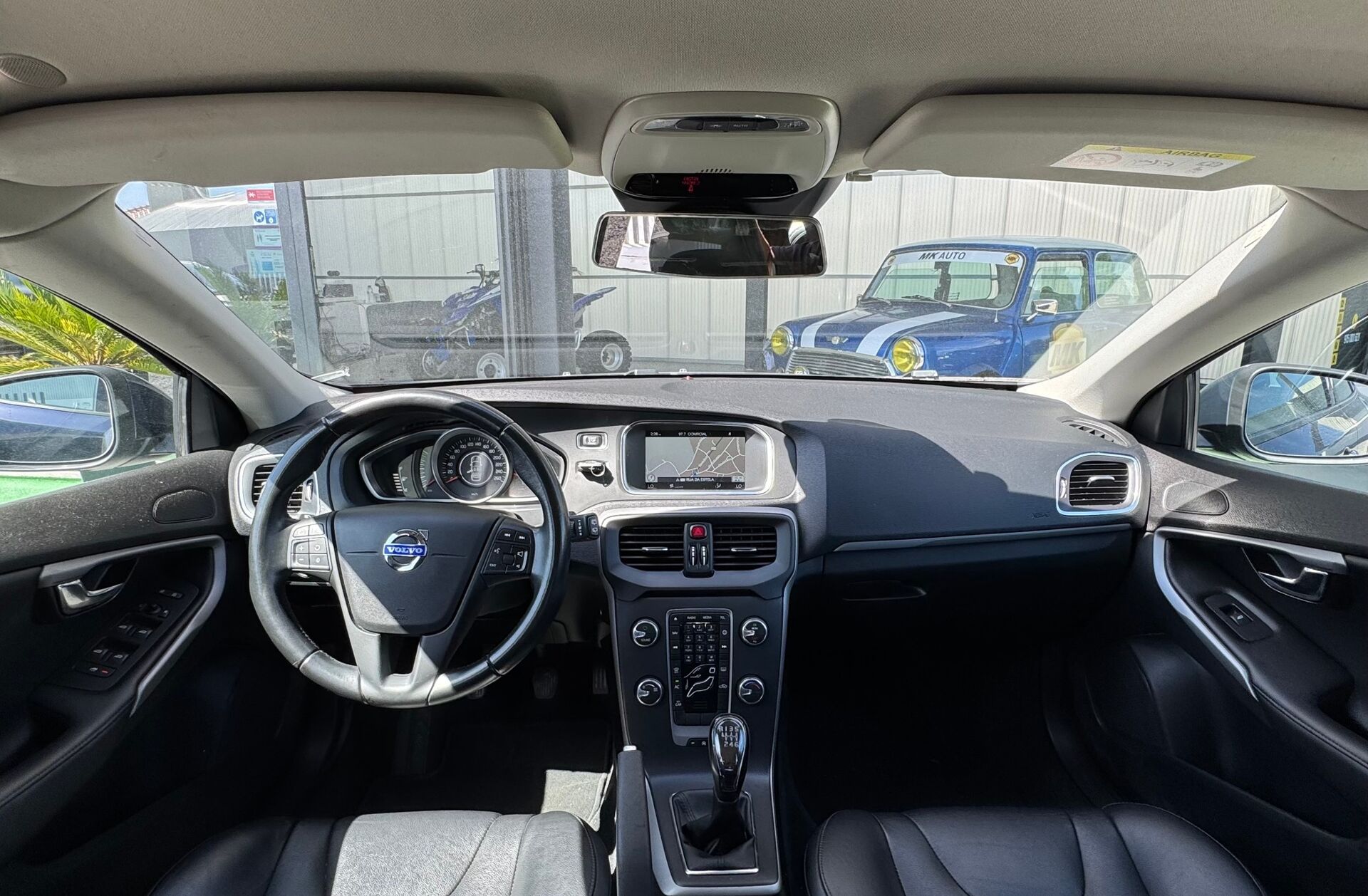 VOLVO V40 1.6 D2 Momentum