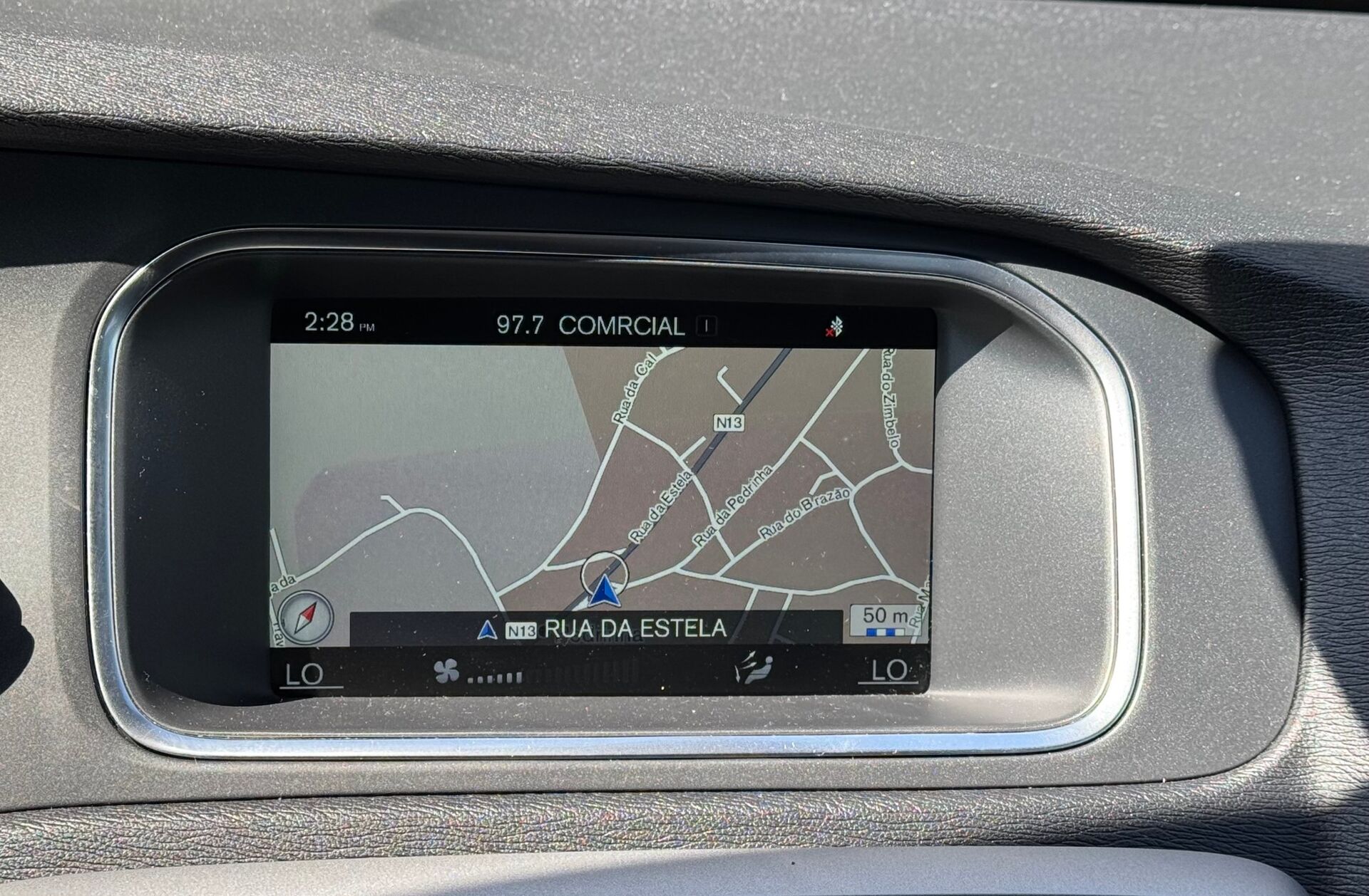 VOLVO V40 1.6 D2 Momentum