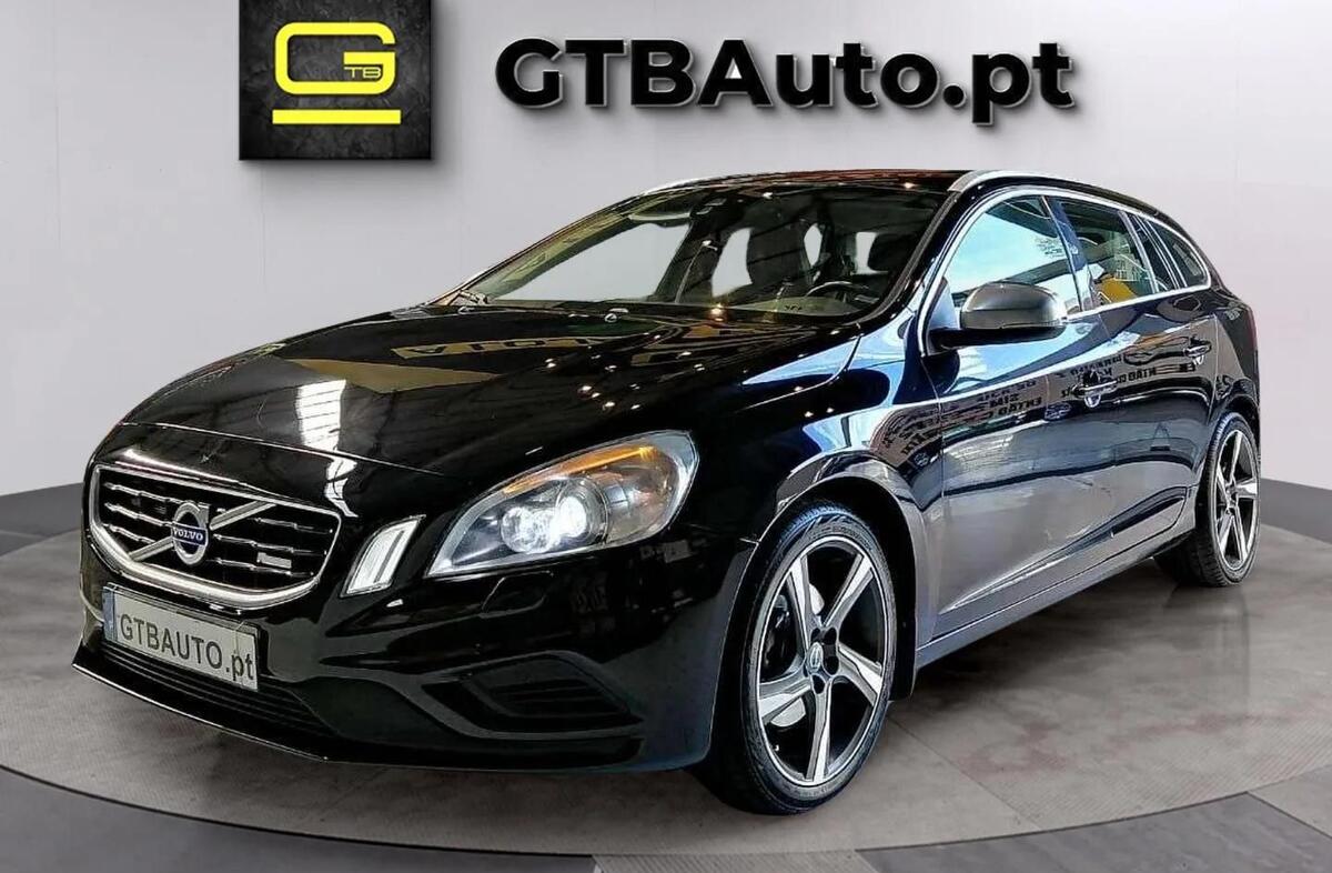 VOLVO V60 1.6 T4 R-Design