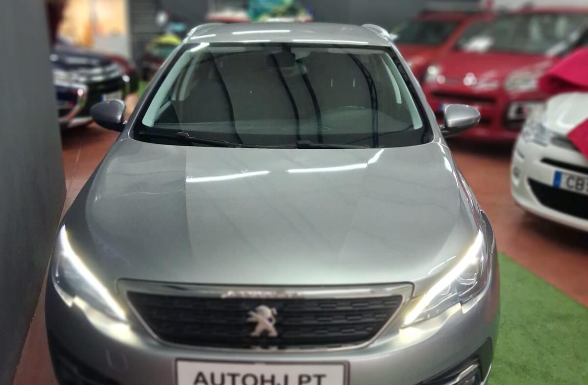 PEUGEOT 308 SW 1.2 PureTech Style