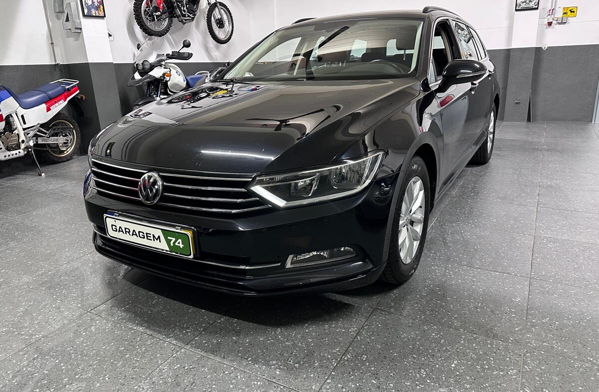 VOLKSWAGEN Passat 2.0 TDi Confortline DSG