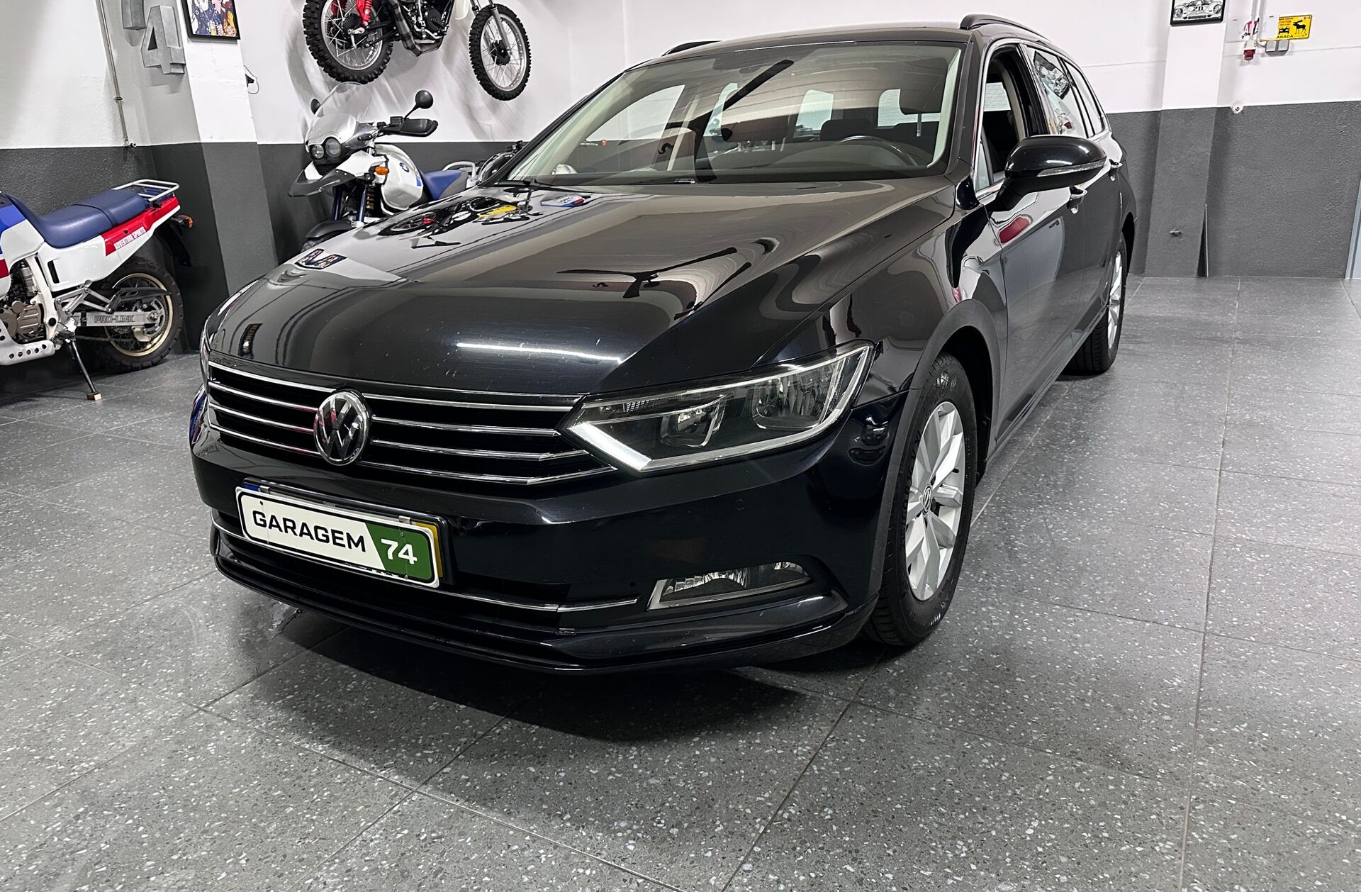 VOLKSWAGEN Passat 2.0 TDi Confortline DSG