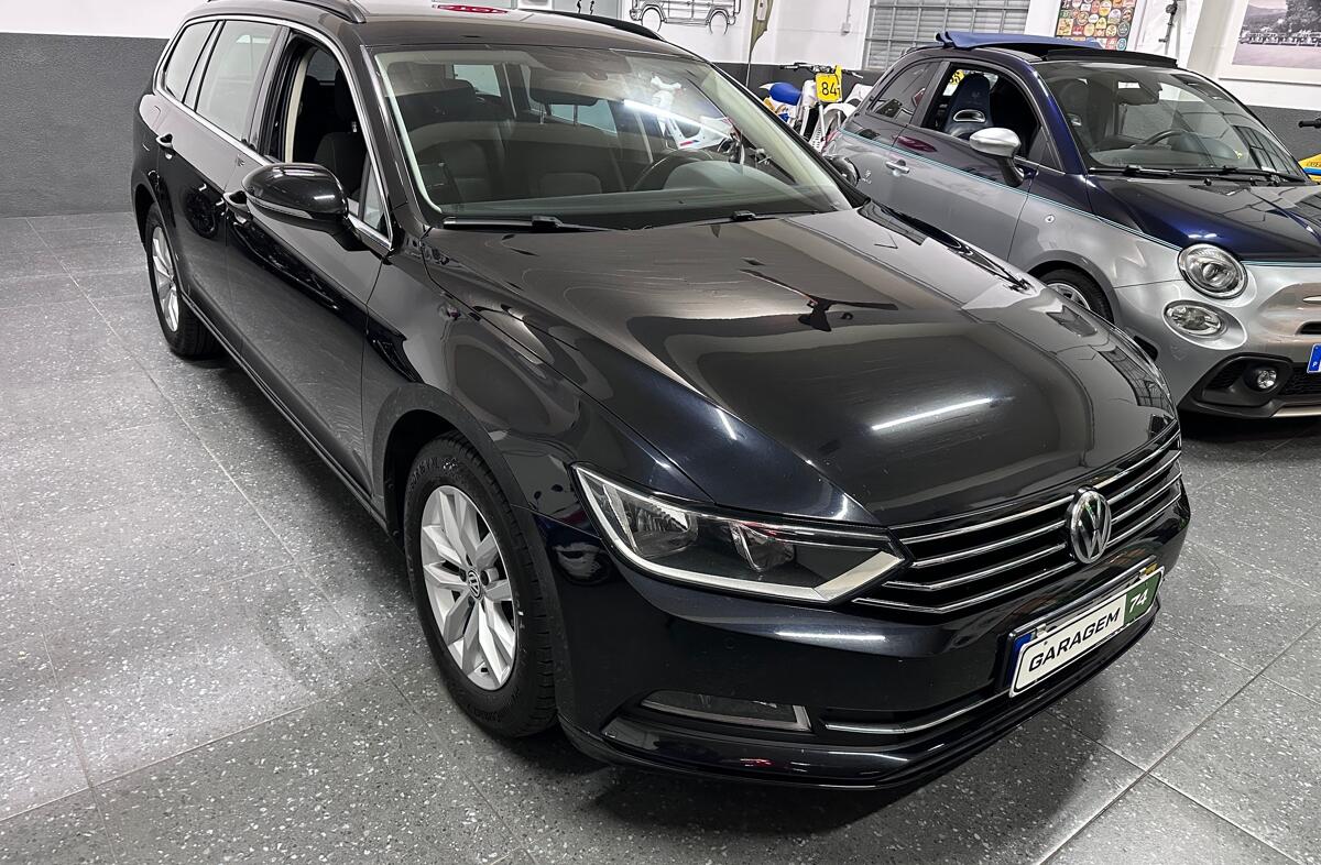VOLKSWAGEN Passat 2.0 TDi Confortline DSG