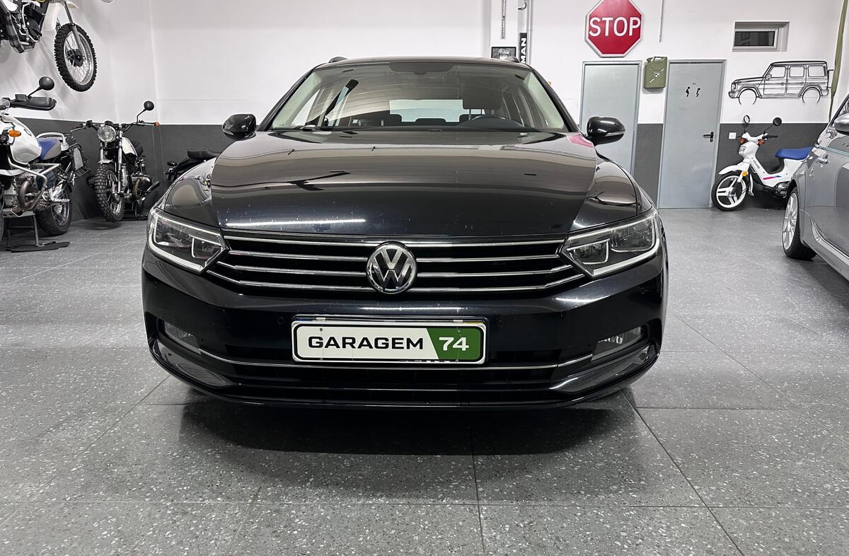 VOLKSWAGEN Passat 2.0 TDi Confortline DSG