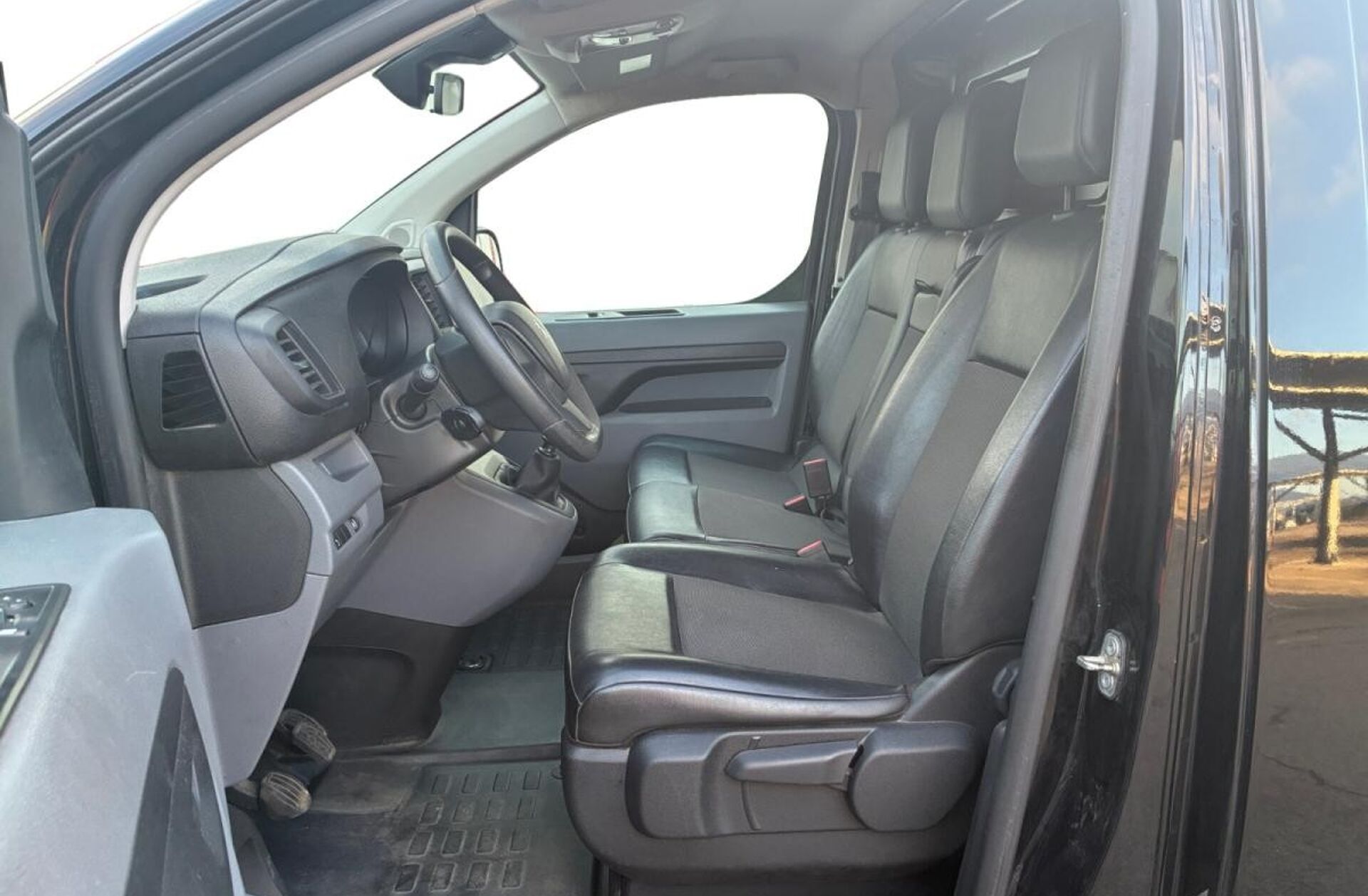 PEUGEOT Expert 1.5 BlueHDi L2H1 Premium Standard