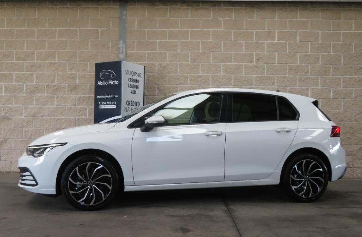 VOLKSWAGEN Golf 1.0 TSI Life