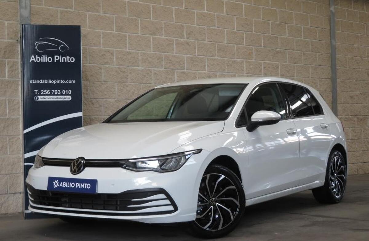 VOLKSWAGEN Golf 1.0 TSI Life