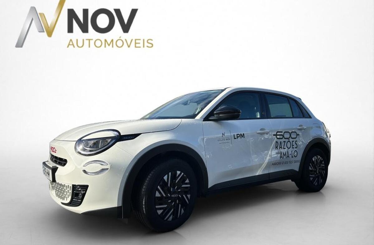 FIAT 600 e 54 kWh (RED)