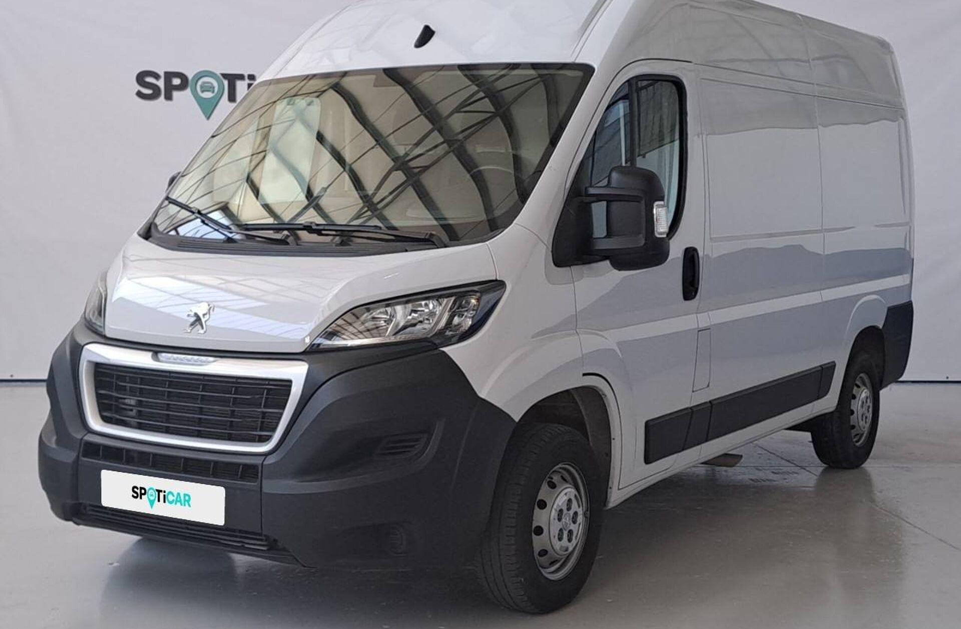 PEUGEOT Boxer 2.2 BlueHDi 165 S&S 335 L2H2