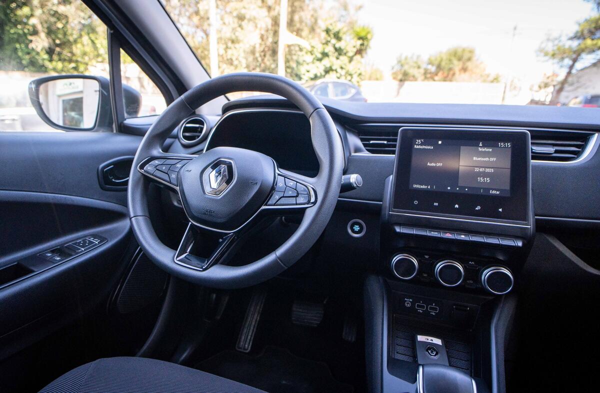 RENAULT ZOE Limited 50