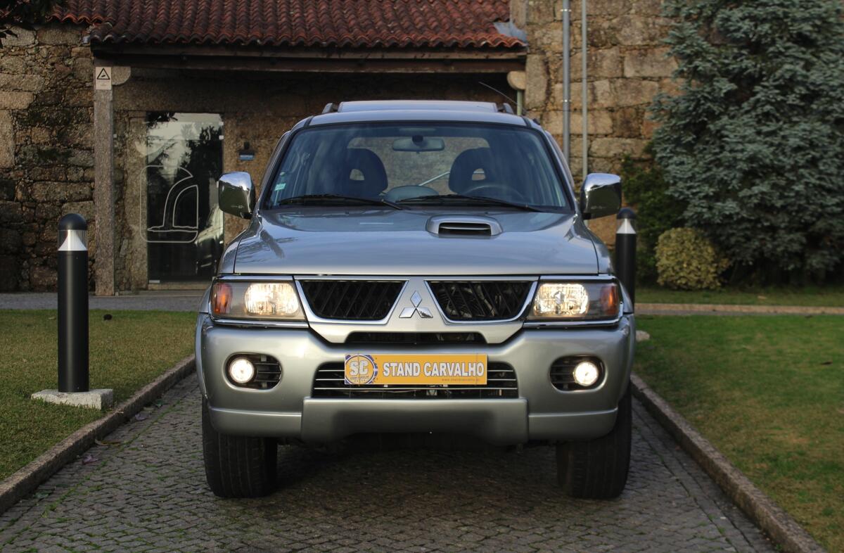 MITSUBISHI Pajero Sport 2.5 TD GLS