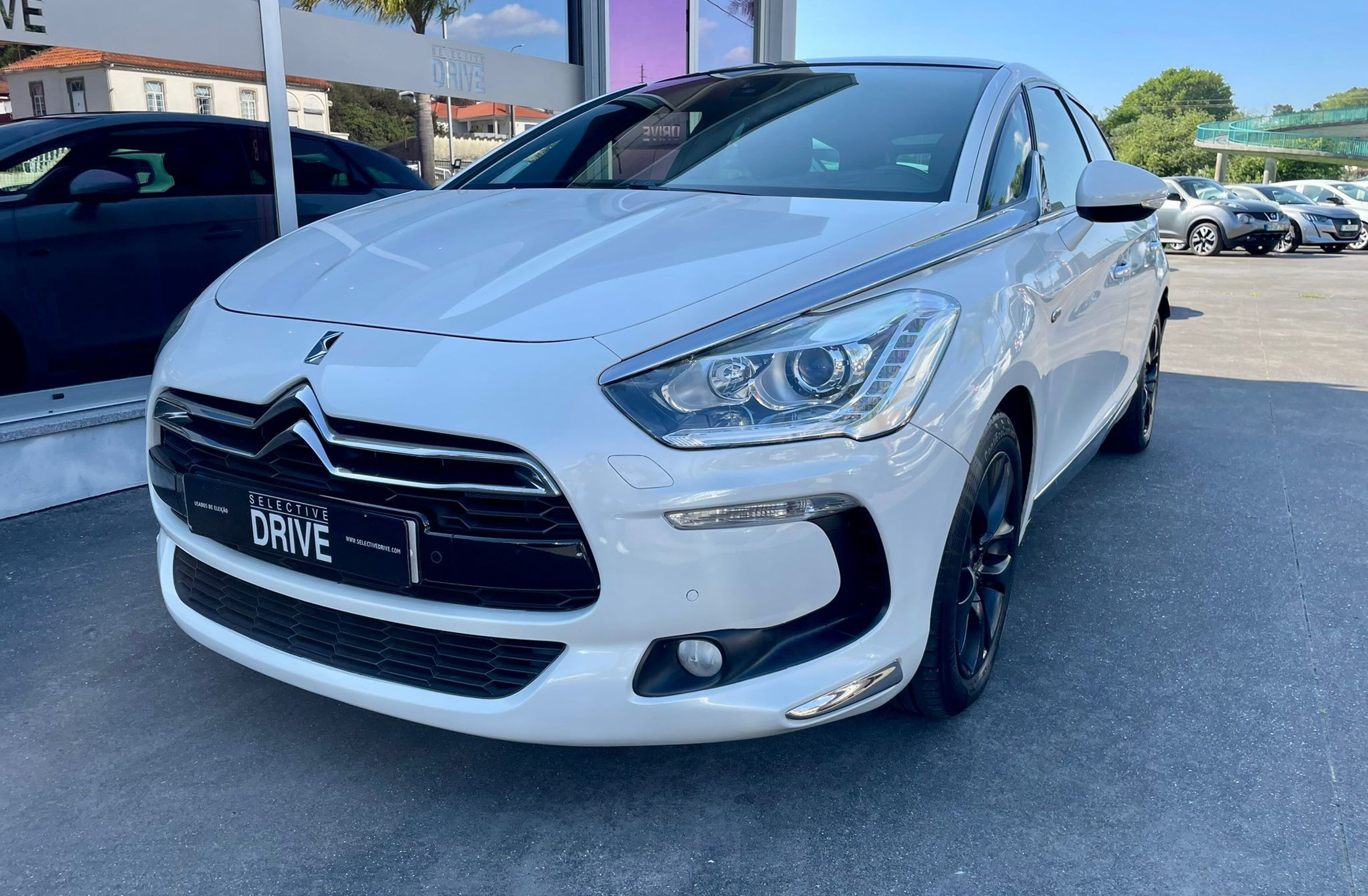 CITROEN DS 5 2.0 HDi Hybrid4 Sport Chic CMP6